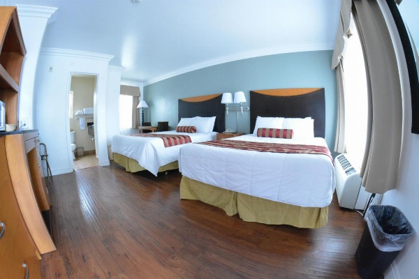 Sunset Motel image 6